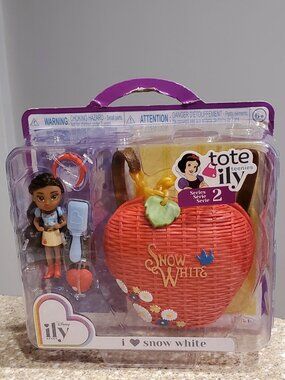 Snow White Series 2 ILY 4ever Teenies tote Brand New! HTF!